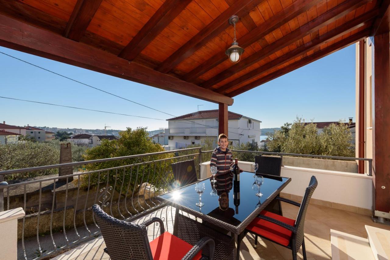 Apartmani Petra Trogir Zewnętrze zdjęcie