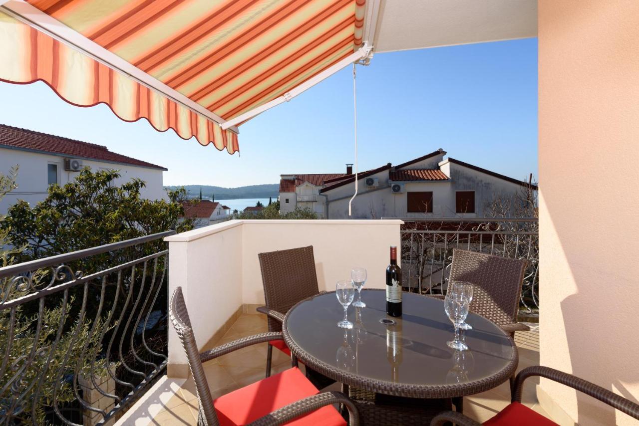 Apartmani Petra Trogir Zewnętrze zdjęcie