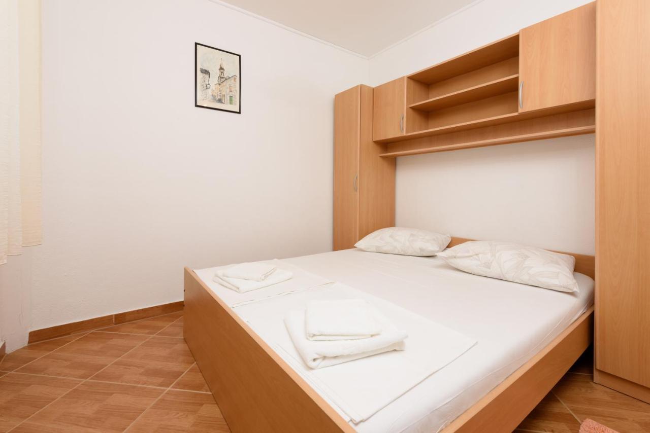 Apartmani Petra Trogir Zewnętrze zdjęcie
