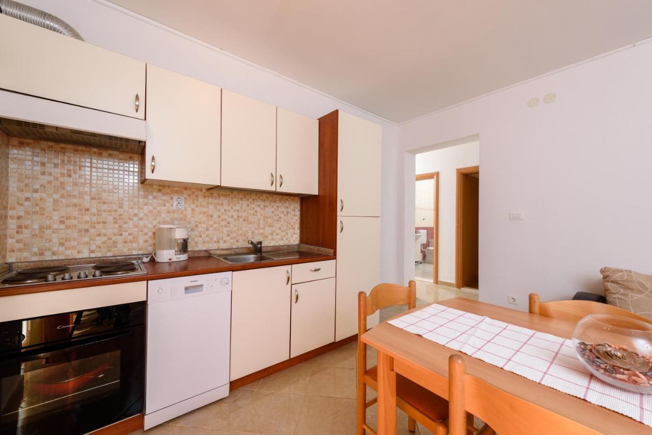Apartmani Petra Trogir Zewnętrze zdjęcie