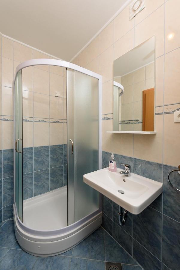 Apartmani Petra Trogir Zewnętrze zdjęcie