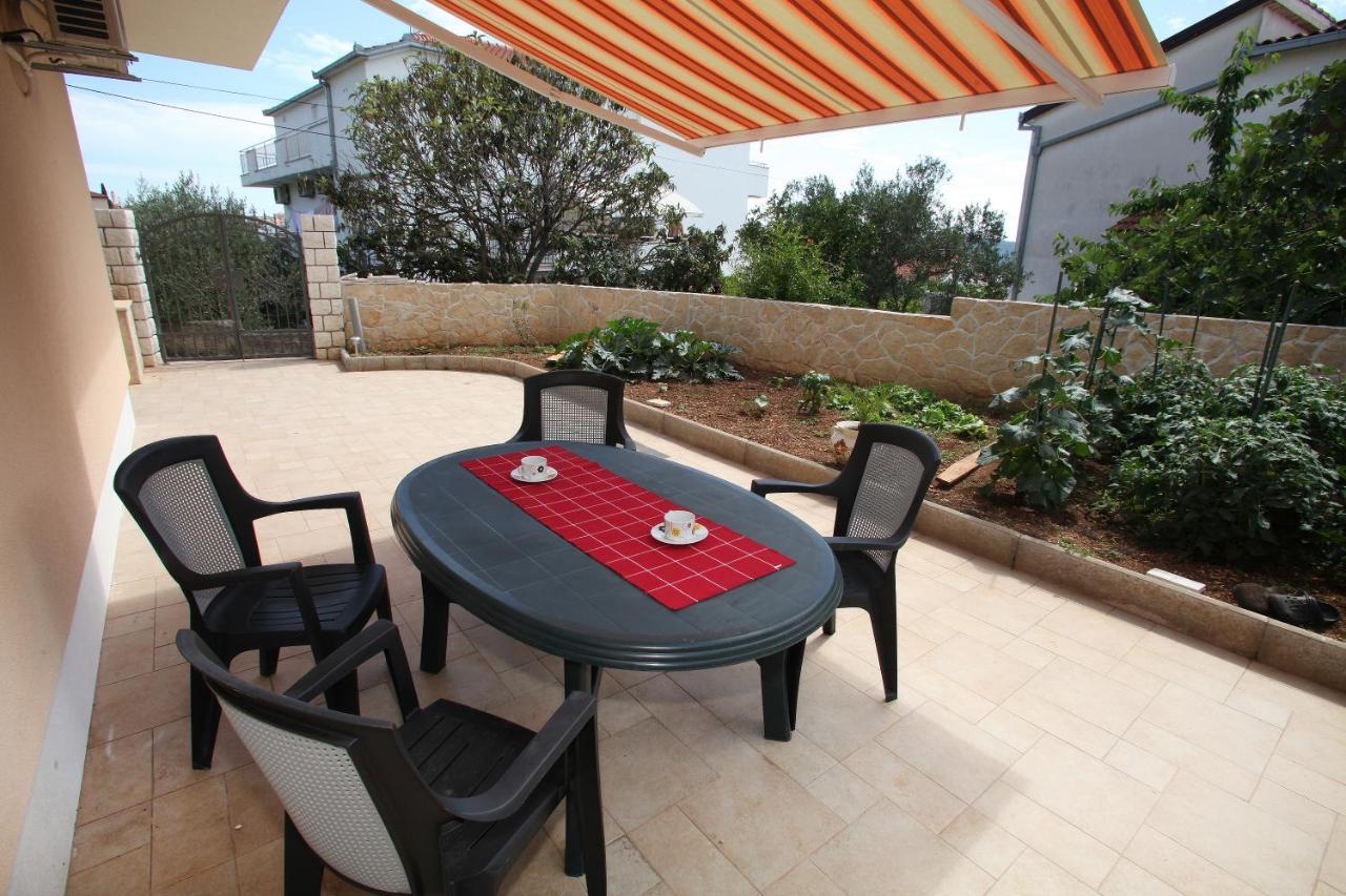Apartmani Petra Trogir Zewnętrze zdjęcie